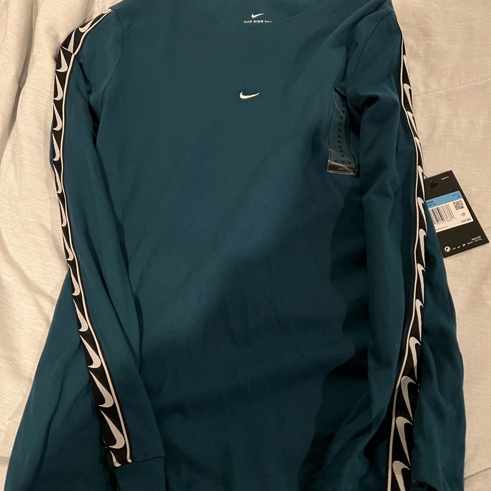 Nike Dry Fit.